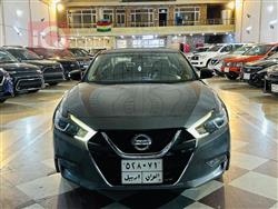 Nissan Maxima